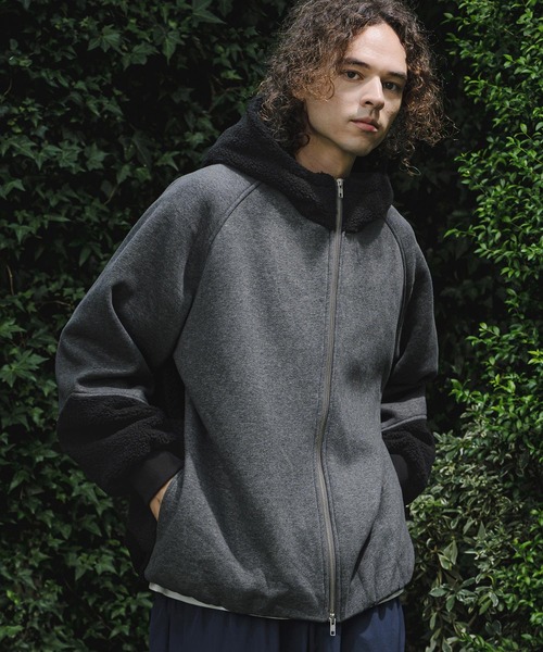 CAMBIO(カンビオ)の「mj11910- Boa Sweat Combo Zip Hoodie ジップパーカー(A74426cmb)(その他アウター・メンズ・チャコールグレー/ブラック・S/L/M)」の2枚目の写真