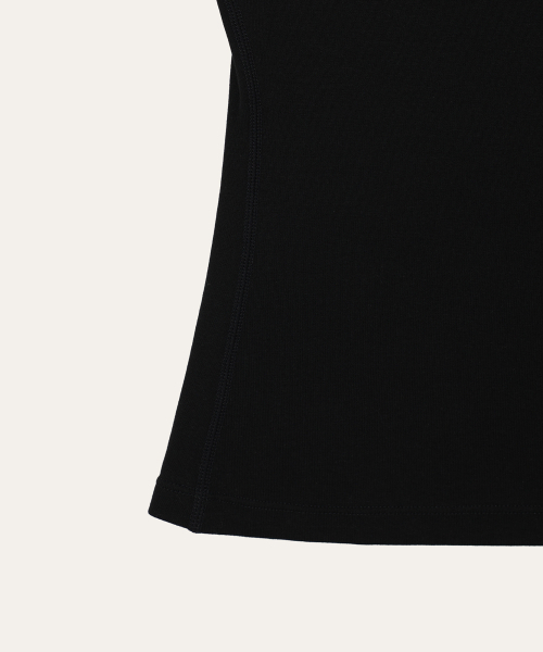 AUBER(オーベル)の「Organic Short Sleeve - Black(Tシャツ/カットソー・レディース・ブラック・1/2)」の6枚目の写真