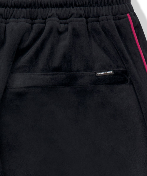 WKNDRS(ウィーキャンドース)の「VELVET TRACK PANTS (BLACK)(スウェットパンツ・レディース・その他・X-LARGE/MEDIUM/LARGE)」の9枚目の写真