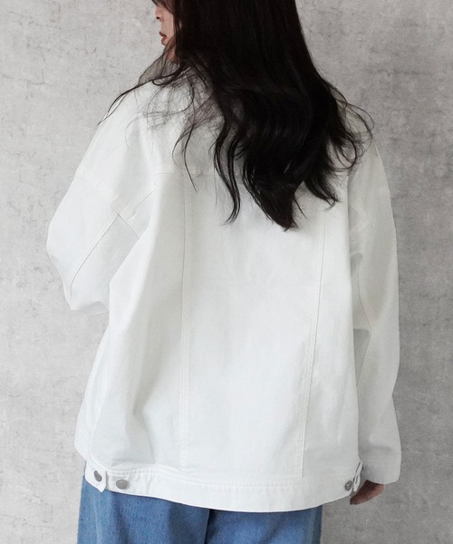 SELECT LEVERY(セレクトリベリー)の「リサイクルデニム ルーズデニムジャケット(デニムジャケット・レディース・オフホワイト/ブルー/ワンウォッシュ・LARGE/MEDIUM)」の22枚目の写真