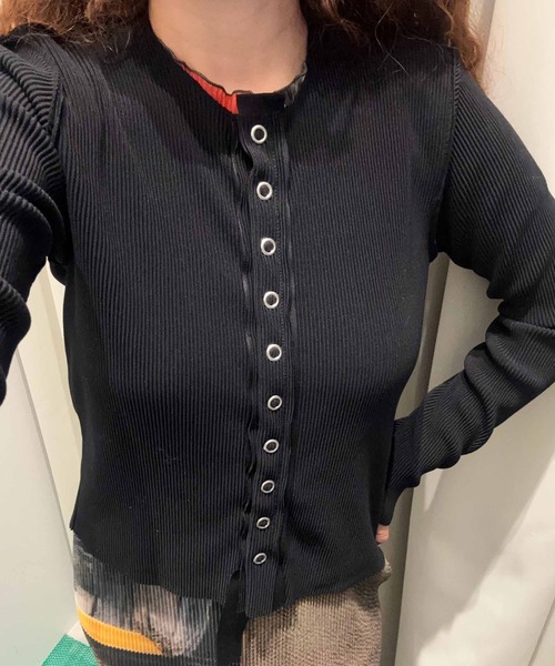 CONZ(コンズ)の「CRISP SNAP CARDIGAN(Tシャツ/カットソー・レディース・ブラック/グレー・FREE)」の4枚目の写真