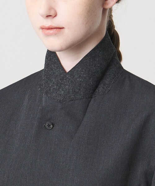 LOEFF(ロエフ)の「<LOEFF>ウールギャバジン 2ボタン ジャケット(テーラードジャケット・レディース・ダークグレー/モカ・1/0)」の8枚目の写真