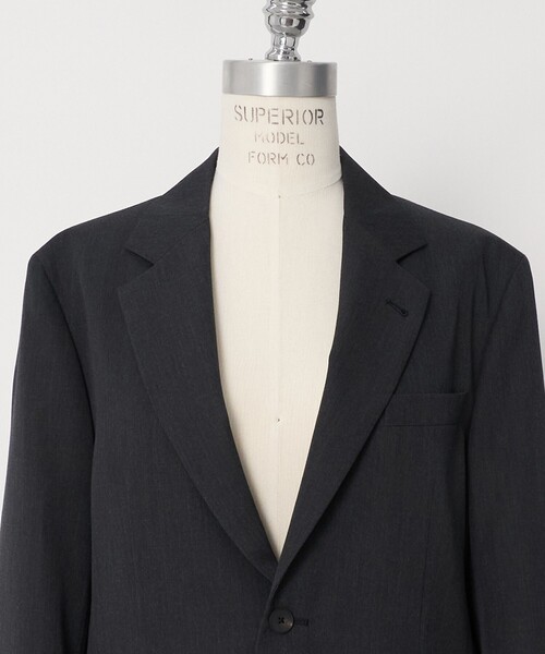 LOEFF(ロエフ)の「<LOEFF>ウールギャバジン 2ボタン ジャケット(テーラードジャケット・レディース・ダークグレー/モカ・1/0)」の5枚目の写真