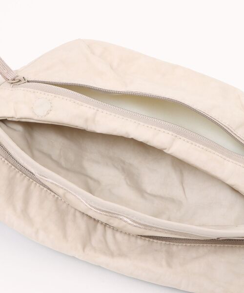 CHROME（クローム）の「CHROME/クローム ウエストポーチ BOT FLAP SLING 5L 耐水 BJ009CHLK（ボディバッグ/ウエストポーチ・メンズ・ホワイト・5L）」の5枚目の写真