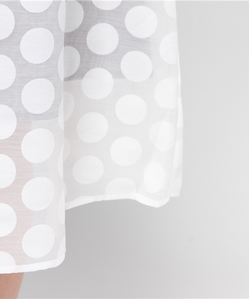 POU DOU DOU（プードゥドゥ）の「オーガンジーオパールドットロングスカート（スカート・レディース・ブラック/オフホワイト/ブルー・3）」の9枚目の写真