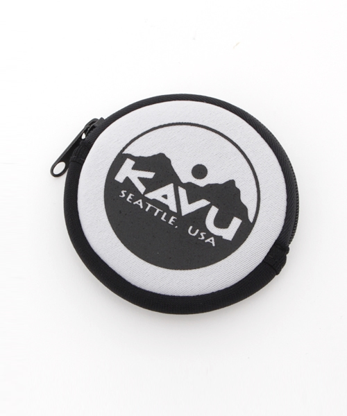 KAVU(カブー)の「KAVU/カブー CIRCLE COIN CASE/サークルコインケース(コインケース・メンズ・ブラック/ブルー/イエロー/ホワイト/レッド/グリーン/ベージュ/ネイビー/オレンジ・FREE)」の2枚目の写真