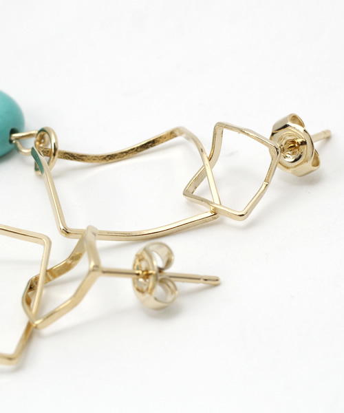 ROPE' PICNIC（ロペピクニック）の「変型ダイヤ／ストーンピアス（ピアス（両耳用）・レディース・ターコイズブルー/サンドベージュ・FREE）」の3枚目の写真