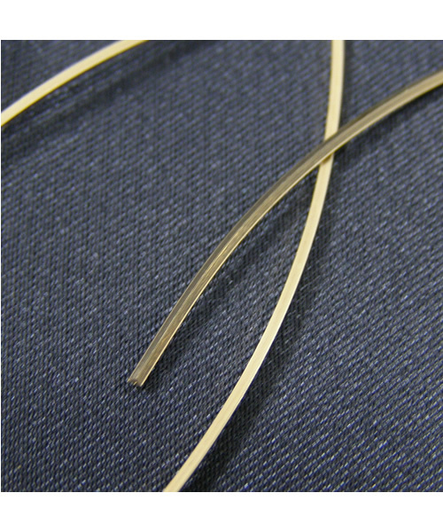 BEAUTY&YOUTH UNITED ARROWS（ビューティーアンドユースユナイテッドアローズ）の「BY By Boe ワイヤーピアス ¨ о（ピアス（両耳用）・レディース・ゴールド・フリー）」の3枚目の写真