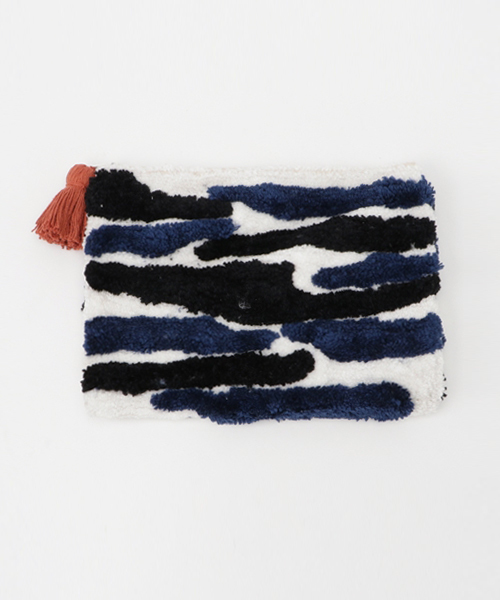 Lilas Campbell（リラキャンベル）の「【Lilas Campbell/リラキャンベル】LP ICONIC CLT comofl/クラッチバッグ（クラッチバッグ・レディース・グリーン/グレー/ネイビー・FREE）」の3枚目の写真