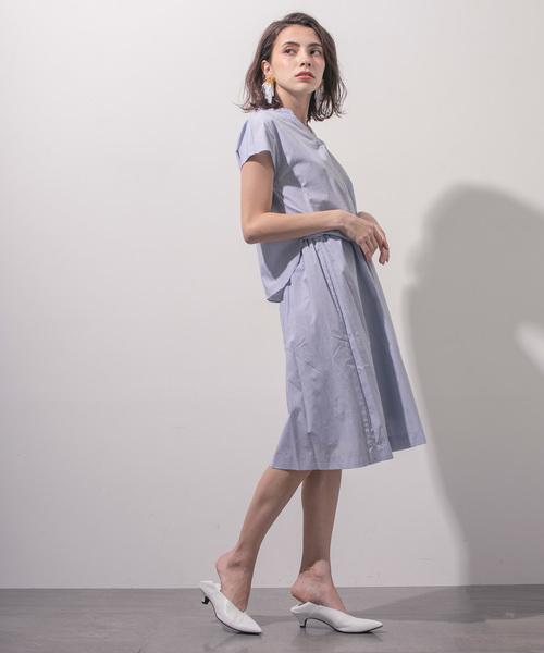 STUDIOUS（ステュディオス）の「【STUDIOUS】 スキッパーエアリーワンピース（ワンピース・レディース・キャメル/ネイビー/カーキ/ブルー/サックスブルー/チェック/バーガンディー/マルチ/ブラウン・FREE）」の4枚目の写真