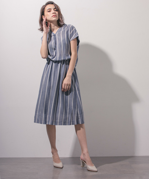 STUDIOUS（ステュディオス）の「【STUDIOUS】 スキッパーエアリーワンピース（ワンピース・レディース・キャメル/ネイビー/カーキ/ブルー/サックスブルー/チェック/バーガンディー/マルチ/ブラウン・FREE）」の5枚目の写真