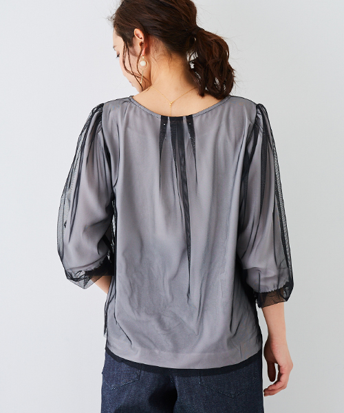 STUDIOUS（ステュディオス）の「【WEB限定】STUDIOUS ボリュームスリーブチュールブラウス（シャツ/ブラウス・レディース・オフホワイト/グレー・FREE）」の10枚目の写真