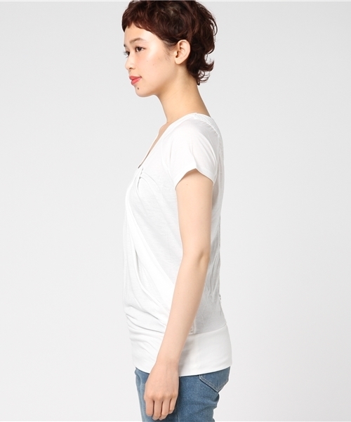 GeeRA(ジーラ)の「後かぎ針編ドレープTシャツ(Tシャツ/カットソー・レディース・チャコール/カーキ/ブラック/オフホワイト・SMALL/LARGE/MEDIUM)」の6枚目の写真