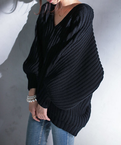 antiqua（アンティカ）の「ざっくりボリューム袖ニット（ニット/セーター・レディース・ブラック/ライトグレー/モカ・FREE）」の2枚目の写真