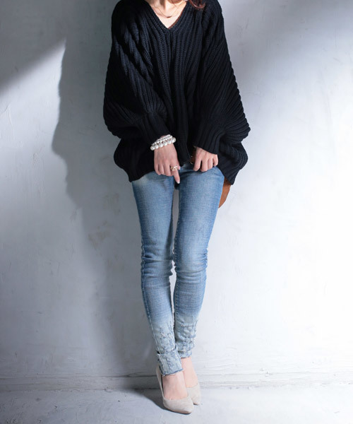 antiqua（アンティカ）の「ざっくりボリューム袖ニット（ニット/セーター・レディース・ブラック/ライトグレー/モカ・FREE）」の8枚目の写真