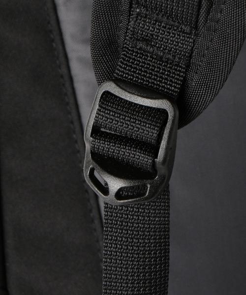 patagonia(パタゴニア)の「【patagonia(パタゴニア)】32 Refugio Pack 15L(バックパック/リュック・キッズ・ブラック・FREE)」の7枚目の写真