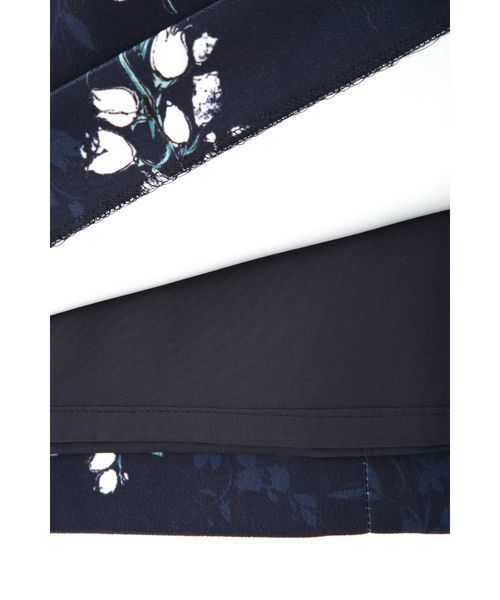 PROPORTION BODY DRESSING（プロポーションボディドレッシング）の「リリーブラッシュプリントタイトスカート（スカート・レディース・グレー/ネイビー・1/2/3）」の11枚目の写真