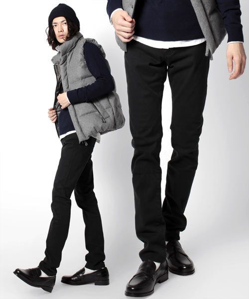 NANO universe（ナノユニバース）の「NU NARROW SKINNY BTFチノ（チノパンツ・メンズ・ボルドー/ベージュ/グレー/ブラック/オリーブ・SMALL/MEDIUM/LARGE）」の2枚目の写真