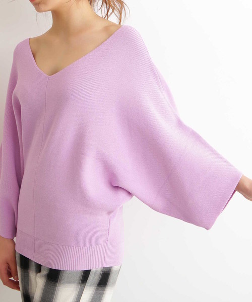 FREE'S MART（フリーズマート）の「【美人百花3月号岸本セシル着用】Ｖネック畦ドルマンニット（ニット/セーター・レディース・グレー/ホワイト/パープル/グリーン・FREE）」の10枚目の写真