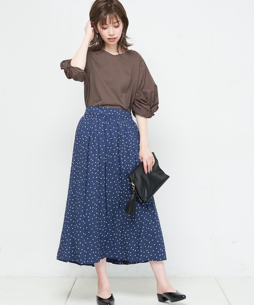 natural couture(ナチュラルクチュール)の「ドットロングスカート(スカート・レディース・ベージュ/ネイビー/ブラック・FREE)」の14枚目の写真