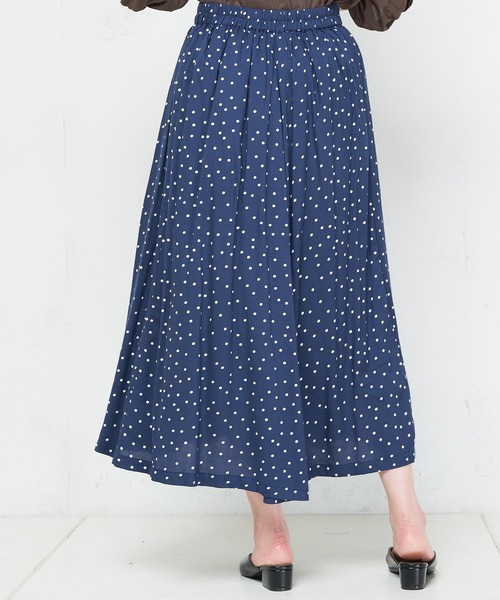 natural couture(ナチュラルクチュール)の「ドットロングスカート(スカート・レディース・ベージュ/ネイビー/ブラック・FREE)」の18枚目の写真