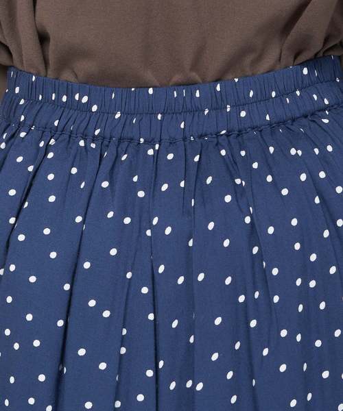 natural couture(ナチュラルクチュール)の「ドットロングスカート(スカート・レディース・ベージュ/ネイビー/ブラック・FREE)」の21枚目の写真