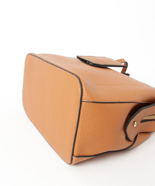 flower(フラワー)の「ラブドチョコバッグ(ショルダーバッグ・レディース・ベージュ/ブラウン・FREE)」の4枚目の写真