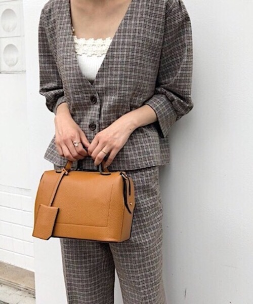 flower(フラワー)の「ラブドチョコバッグ(ショルダーバッグ・レディース・ベージュ/ブラウン・FREE)」の7枚目の写真