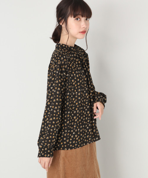 LOWRYS FARM(ローリーズファーム)の「ハナガラスタンドブラウス 815217(シャツ/ブラウス・レディース・ブラック/ネイビー/イエロー・MEDIUM/LARGE)」の16枚目の写真
