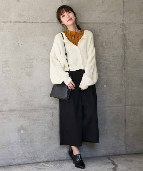 LOWRYS FARM(ローリーズファーム)の「ハナガラスタンドブラウス 815217(シャツ/ブラウス・レディース・ブラック/ネイビー/イエロー・MEDIUM/LARGE)」の13枚目の写真