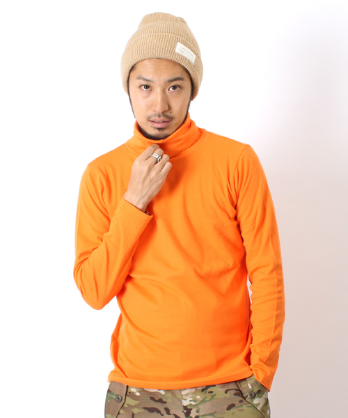 BEAMS(ビームス)の「◎BEAMS / SL スムース タートルネック(Tシャツ/カットソー・メンズ・ブラック/オレンジ/ブルー・SMALL/MEDIUM/LARGE)」の1枚目の写真