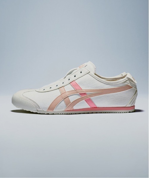 Onitsuka Tiger（オニツカタイガー）の「MEXICO 66 SLIP-ON / メキシコ 66 スリッポン（スリッポン・レディース・ホワイト×グリーン/ホワイト×ブルー/ホワイト系その他/グレー×ホワイト/オフホワイト/ホワイト系その他2/ホワイト系その他3/レッド/クリーム/ミント/サーモンピンク/ブラウン系その他/ピンク/グレー系その他/レッド系その他/ウッド/ベージュ系その他/ホワイト×ゴールド/ライトグレー/ホワイト系その他4/ベージュ系その他2/ホワイト×ブラウン/ホワイト×レッド/ホワイト×イエロー/ホワイト系その他5/グレー系その他2/ベージュ系その他3/ネイビー×ホワイト/ベージュ系その他4/ホワイト系その他6/ホワイト×ホワイト/ベージュ系その他5/ブラック×ブラック/ベージュ系6/ベージュ系その他7/ベージュ系その他6/ホワイト系その他7/ベージュ系8/ベージュ系5/ホワイト系/ホワイト×ピンク・23/24/25/26/27/28/25.5/26.5/27.5/22.5/24.5/23.5/28.5/29/31/30）」の8枚目の写真