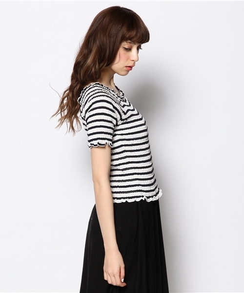 Chico（チコ）の「ボーダーシャーリングTOPS（Tシャツ/カットソー・レディース・ダークブルー/オフホワイト/ベージュ・FREE）」の8枚目の写真