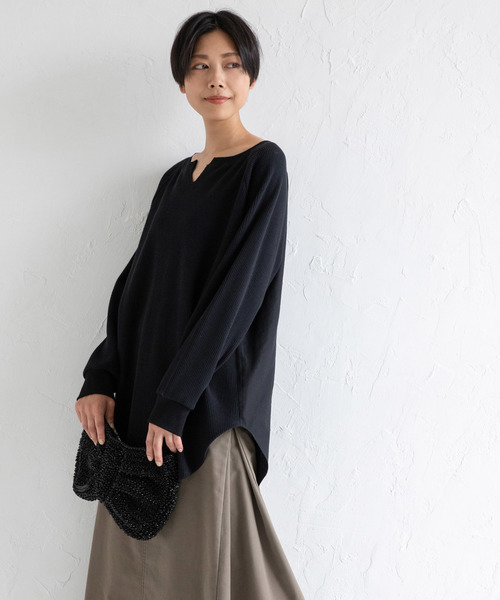 Munich(ミューニック)の「ストレッチワッフル×ブロード キーネックプルオーバー(Tシャツ/カットソー・レディース・ホワイト/ブラック/ベージュ/カーキ・FREE)」の15枚目の写真