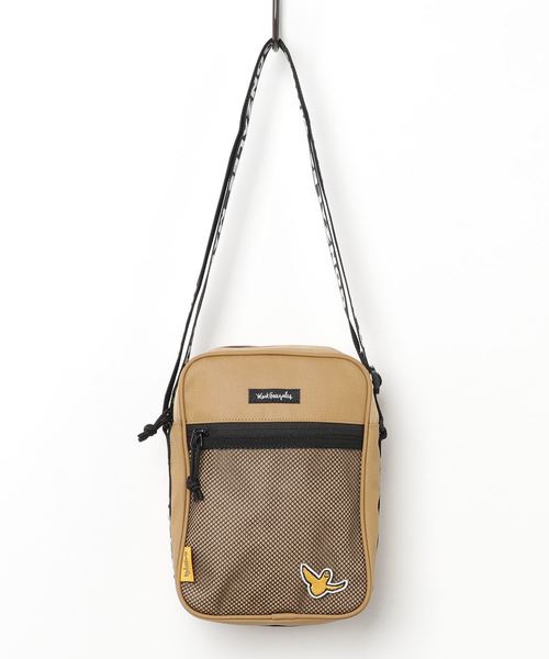 Mark Gonzales(マーク・ゴンザレス)の「Mark Gonzales/マークゴンザレス PORTRAIT BAG(ショルダーバッグ・メンズ・ブラック/ベージュ/ネイビー・FREE)」の3枚目の写真