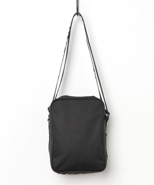 Mark Gonzales(マーク・ゴンザレス)の「Mark Gonzales/マークゴンザレス PORTRAIT BAG(ショルダーバッグ・メンズ・ブラック/ベージュ/ネイビー・FREE)」の6枚目の写真