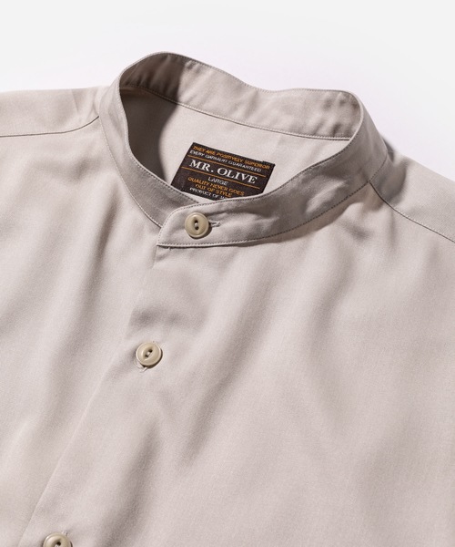 MR.OLIVE（ミスターオリーブ）の「ドレープ レーヨンツイル / バンドカラーシャツ（シャツ/ブラウス・メンズ・ブラック/サンドベージュ/マスタード・SMALL/MEDIUM/LARGE）」の5枚目の写真