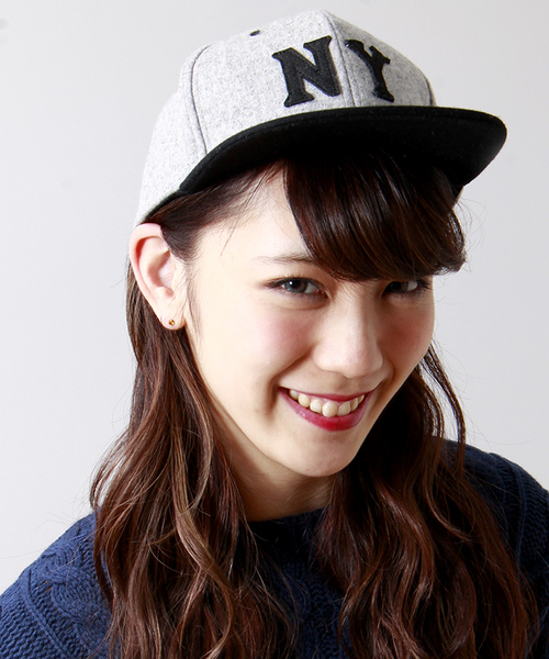 WEGO（ウィゴー）の「WEGO/NYベースボールキャップ（キャップ・メンズ・ブラック/グレー/グリーン/ネイビー/ワイン/ブラック系その他・FREE）」の4枚目の写真