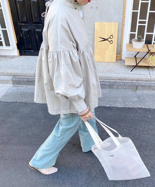 archives（アルシーヴ）の「ハイネックフレア2wayブラウス（シャツ/ブラウス・レディース・オフホワイト/ベージュ/ミント・MEDIUM）」の18枚目の写真