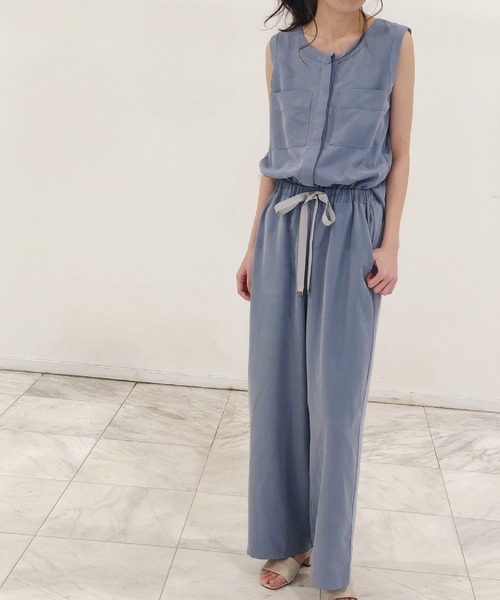 Banner Barrett（バナーバレット）の「ダブルポケットオールインワン（つなぎ/オールインワン・レディース・ブルー/ブラック/グレー・38）」の3枚目の写真