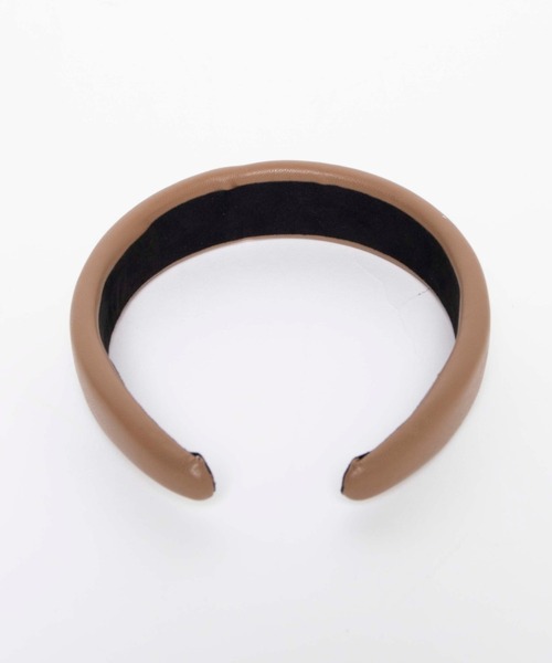 WEGO（ウィゴー）の「WEGO/ワイドフェイクレザーカチューシャ（カチューシャ・レディース・ブラウン/オフホワイト/ブラック/ベージュ・FREE）」の6枚目の写真