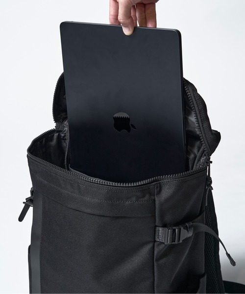 MAKAVELIC（マキャベリック）の「【MAKAVELIC】 CHASE RECTANGLE DAYPACK（バックパック/リュック・レディース・ダークグレー/ブラック/ダークネイビー・FREE）」の10枚目の写真
