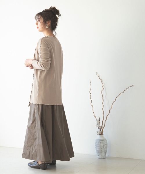 rectangle（レクタングル）の「サイドキリカエメローリブカットソー（Tシャツ/カットソー・レディース・ブラック/ベージュ/オフホワイト・FREE）」の6枚目の写真