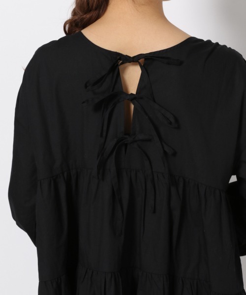 Me%(ミィパーセント)の「バックリボンティアードワンピース(ワンピース・レディース・アイボリー/ブラック・FREE)」の14枚目の写真