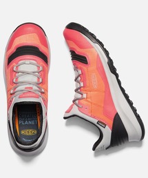 KEEN（キーン）の「TEMPO FLEX WP / テンポ フレックス ウォータープルーフ / レディース 登山靴 トレッキングシューズ 防水（スニーカー・レディース）」