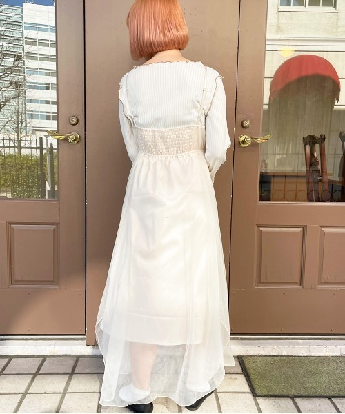 apres jour(アプレジュール)の「チュールサテンワンピース【ZOZOTOWN限定アイテム】【3AP】(ワンピース・レディース・グレー系その他/アイボリー/モカ/スモークピンク・フリー/X-LARGE)」の11枚目の写真