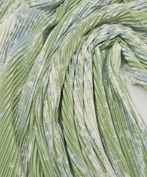 Futier land(フューティアランド)の「マーブル柄プリーツワイドパンツ(その他パンツ・レディース・ブラック/ベージュ系その他/グリーン系その他/ネイビー・FREE)」の11枚目の写真