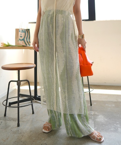 Futier land(フューティアランド)の「マーブル柄プリーツワイドパンツ(その他パンツ・レディース・ブラック/ベージュ系その他/グリーン系その他/ネイビー・FREE)」の12枚目の写真