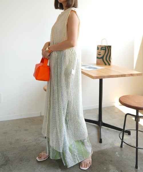 Futier land(フューティアランド)の「マーブル柄プリーツワイドパンツ(その他パンツ・レディース・ブラック/ベージュ系その他/グリーン系その他/ネイビー・FREE)」の16枚目の写真