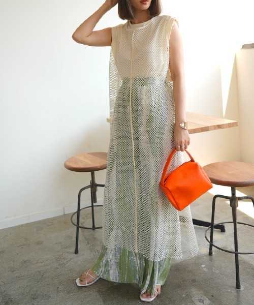 Futier land(フューティアランド)の「マーブル柄プリーツワイドパンツ(その他パンツ・レディース・ブラック/ベージュ系その他/グリーン系その他/ネイビー・FREE)」の17枚目の写真